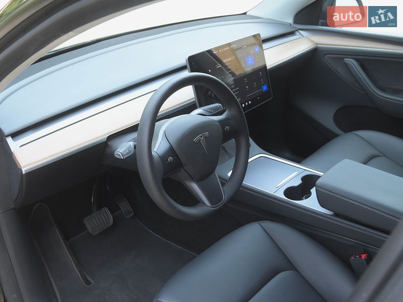 Внедорожник / Кроссовер Tesla Model Y 2023 в Одессе