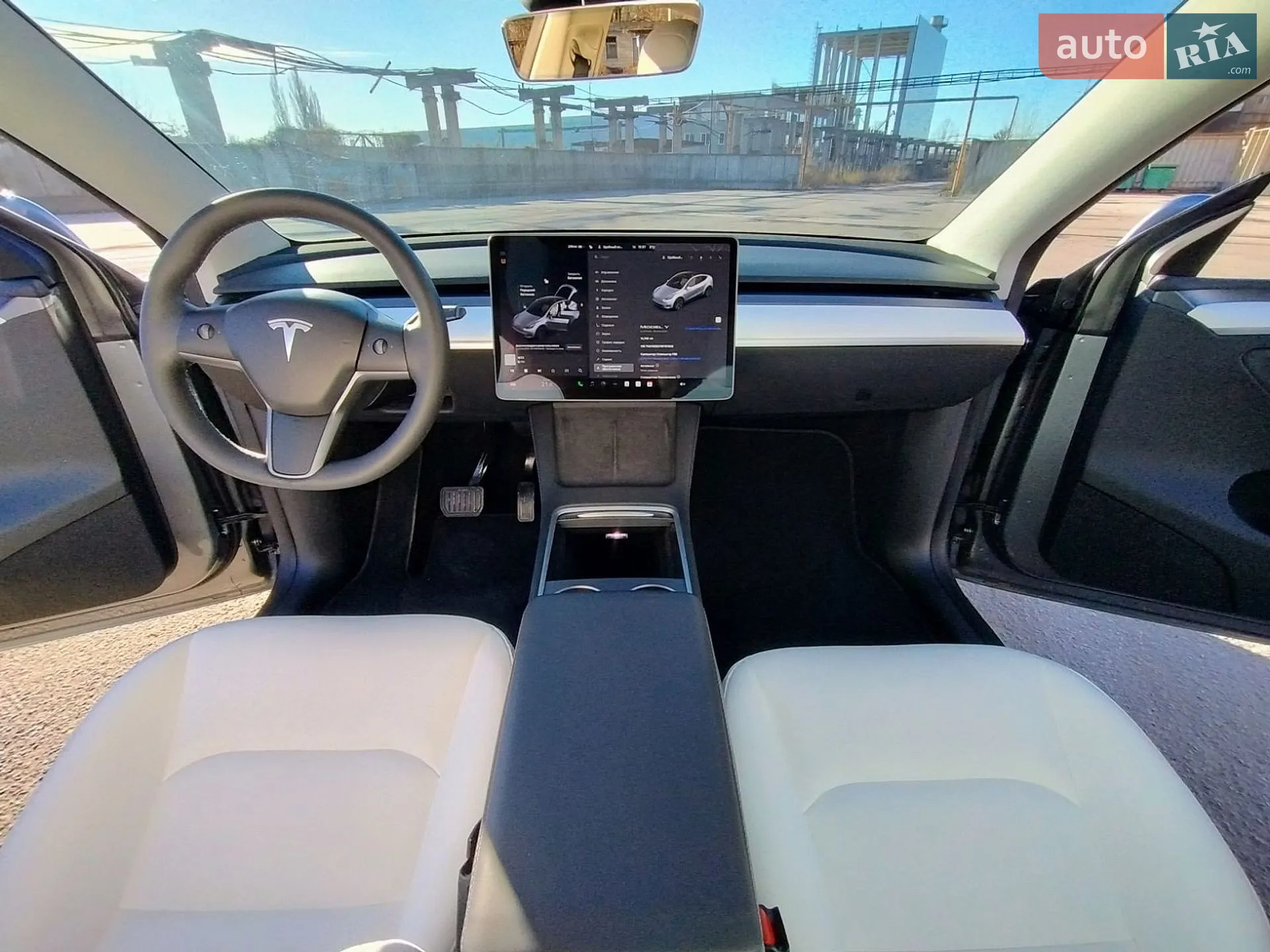2024 Tesla Model Y - мініатюра 24