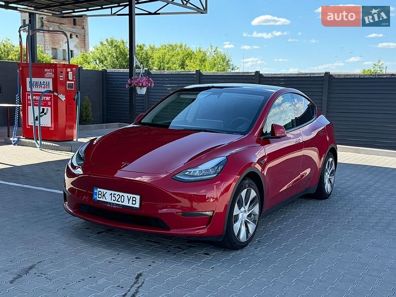 Позашляховик / Кросовер Tesla Model Y 2022 в Дубні