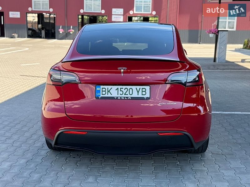 Позашляховик / Кросовер Tesla Model Y 2022 в Дубні