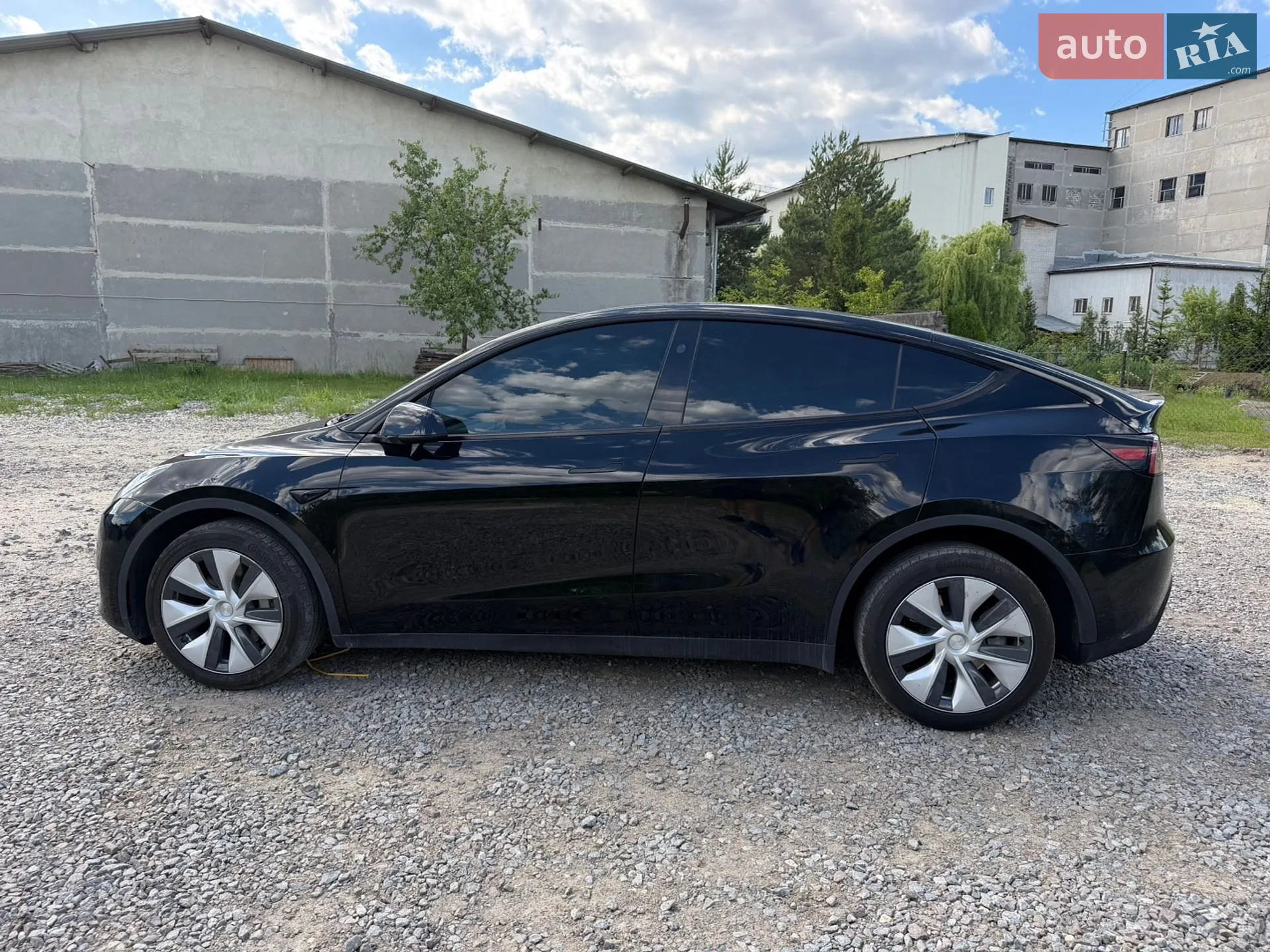 2024 Tesla Model Y - мініатюра 9