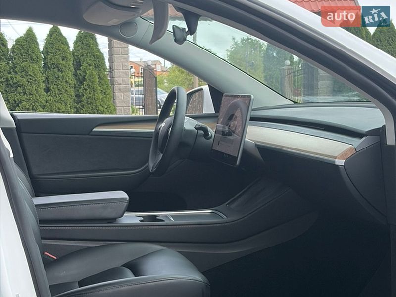 Позашляховик / Кросовер Tesla Model Y 2023 в Львові фото 56 Позашляховик / Кросовер Tesla Model Y 2023 в Львові