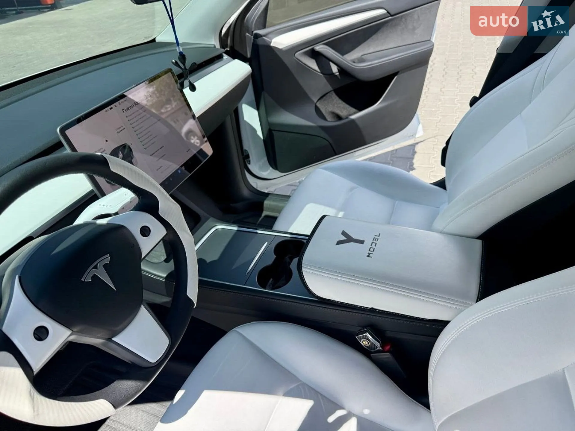 2022 Tesla Model Y - мініатюра 33