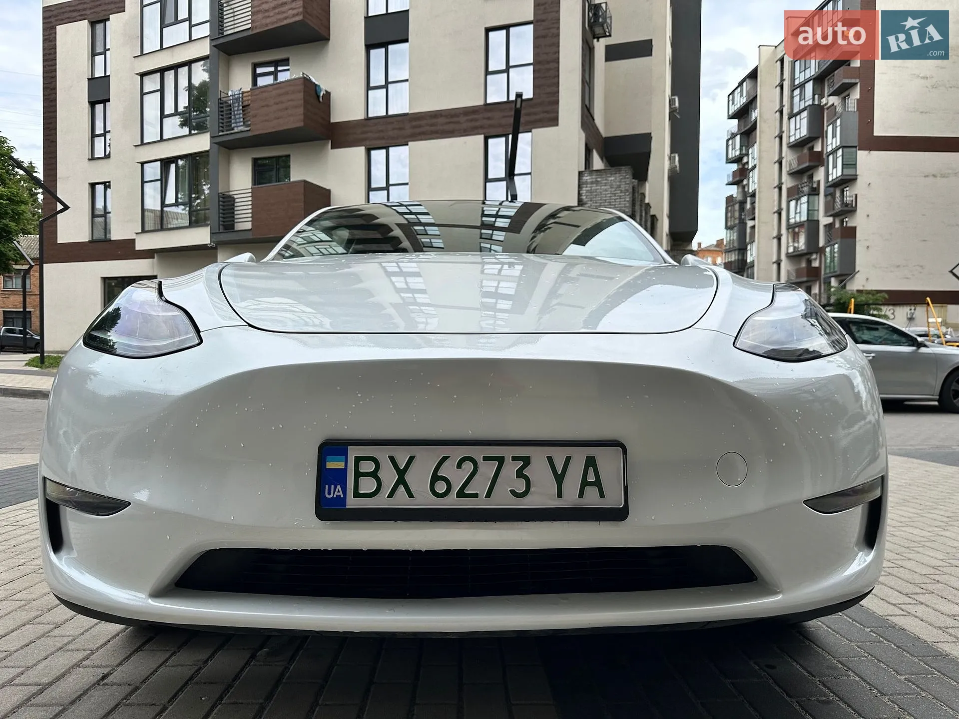 2023 Tesla Model Y - мініатюра 3