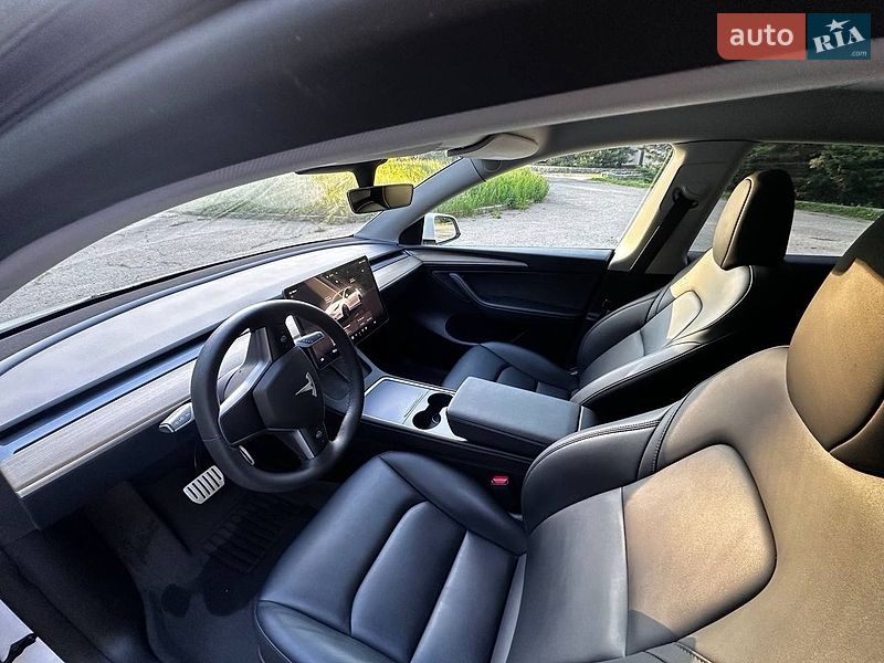 Внедорожник / Кроссовер Tesla Model Y 2023 в Харькове