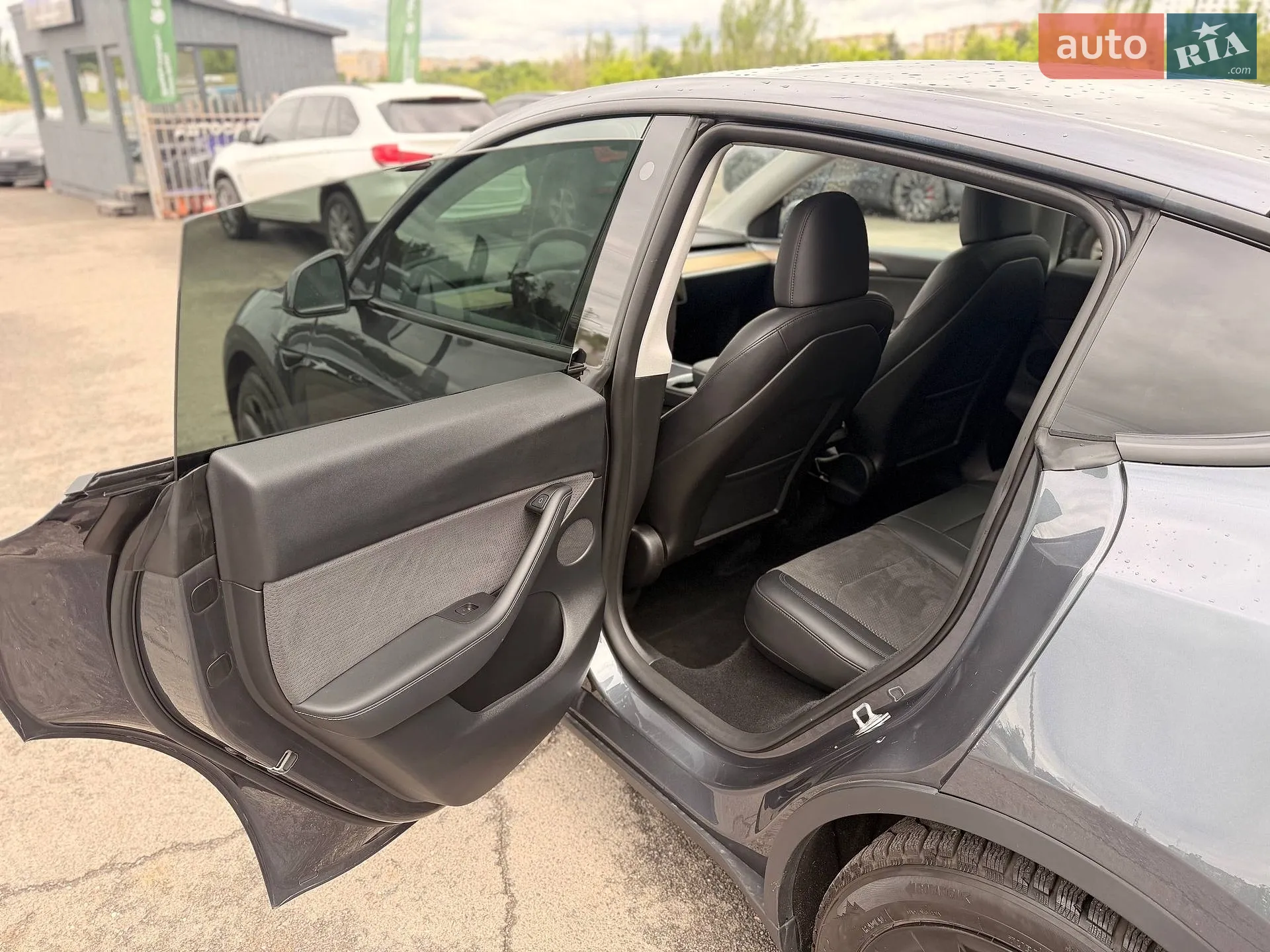 2022 Tesla Model Y - мініатюра 43