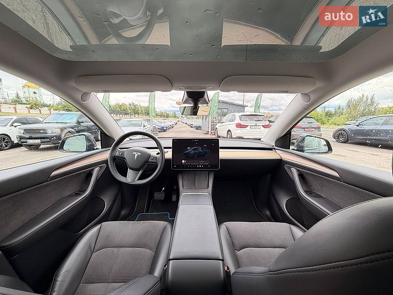 Внедорожник / Кроссовер Tesla Model Y 2022 в Кривом Роге