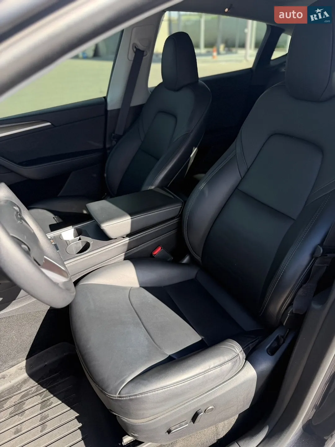 2023 Tesla Model Y - мініатюра 11