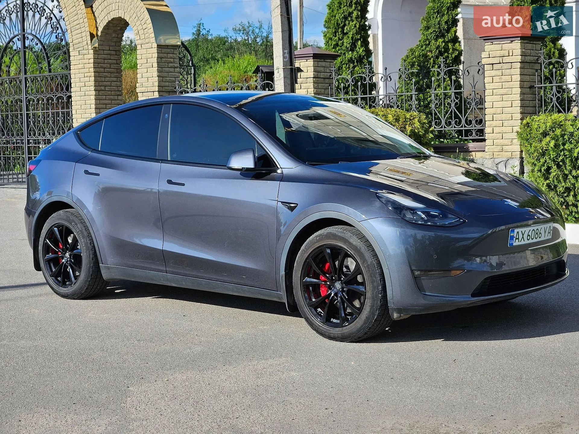 2022 Tesla Model Y - мініатюра 3