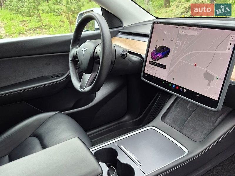 Внедорожник / Кроссовер Tesla Model Y 2021 в Кропивницком