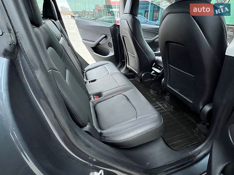 Позашляховик / Кросовер Tesla Model Y 2022 в Ірпені
