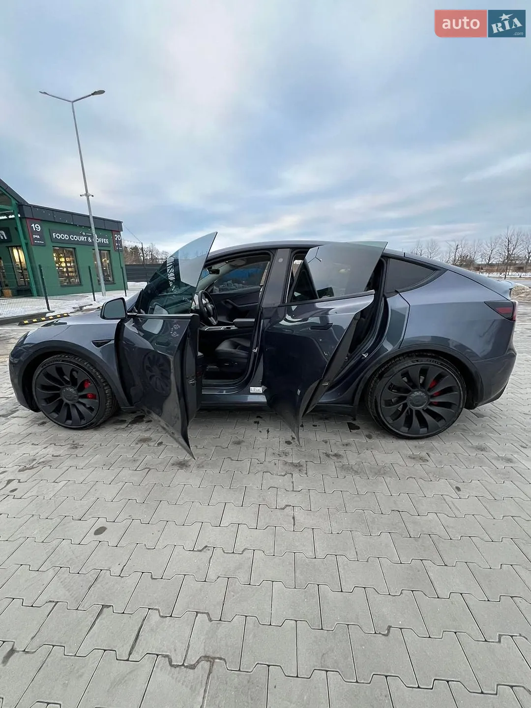 2022 Tesla Model Y - мініатюра 22
