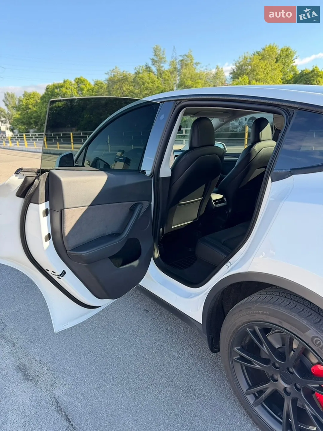 2022 Tesla Model Y - мініатюра 13