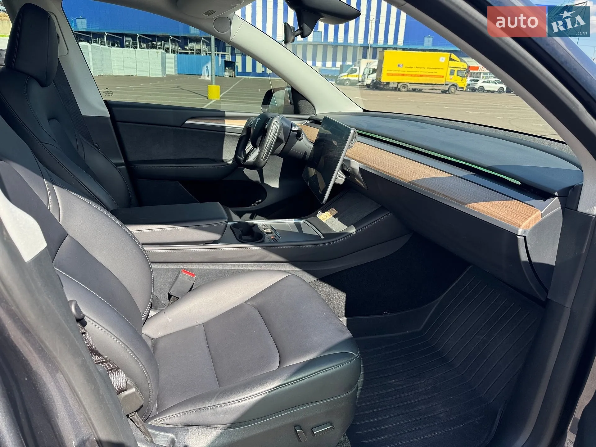 2023 Tesla Model Y - мініатюра 34