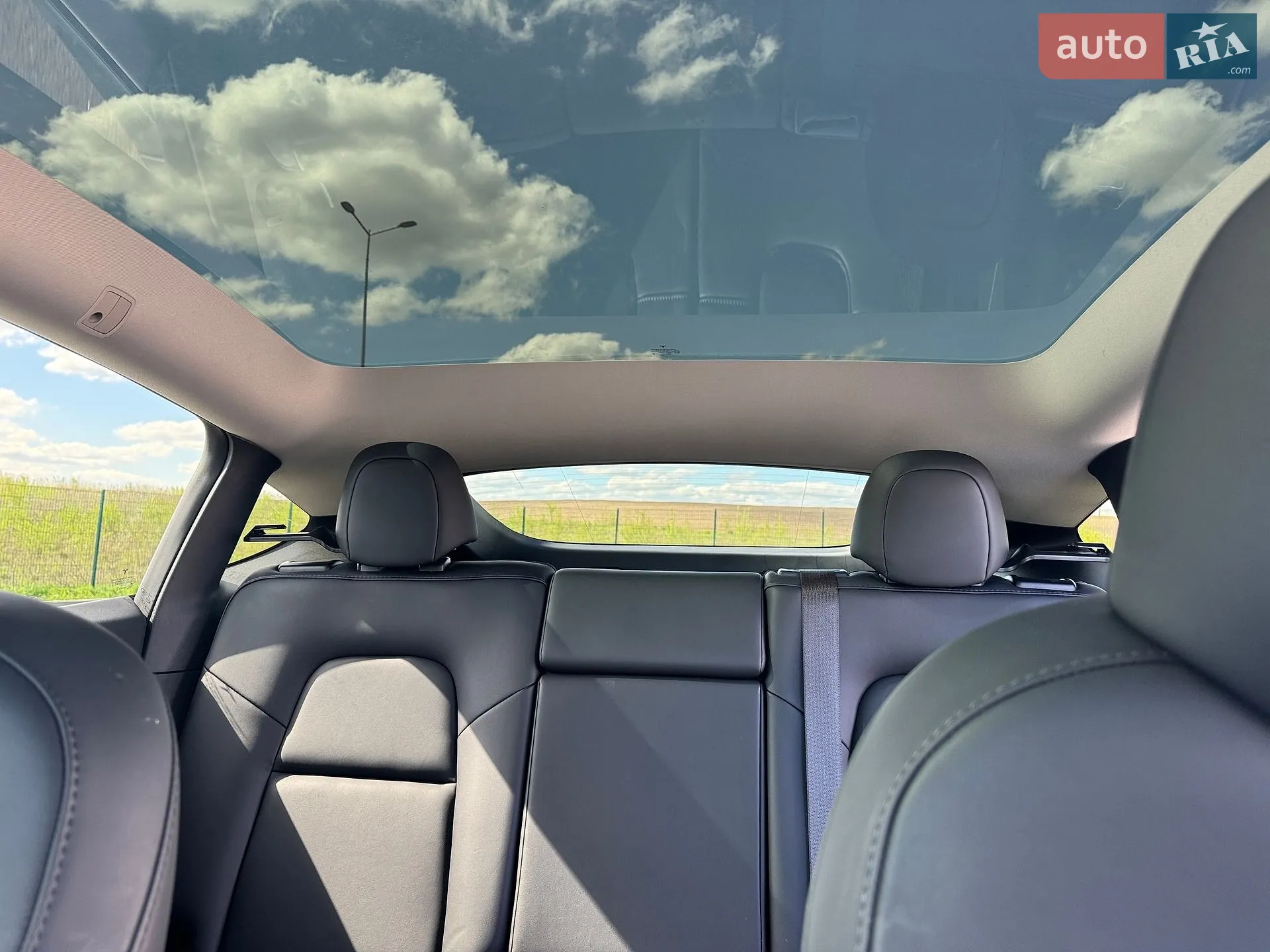 2023 Tesla Model Y - мініатюра 30
