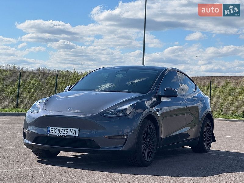 Позашляховик / Кросовер Tesla Model Y 2023 в Рівному фото 22 Позашляховик / Кросовер Tesla Model Y 2023 в Рівному