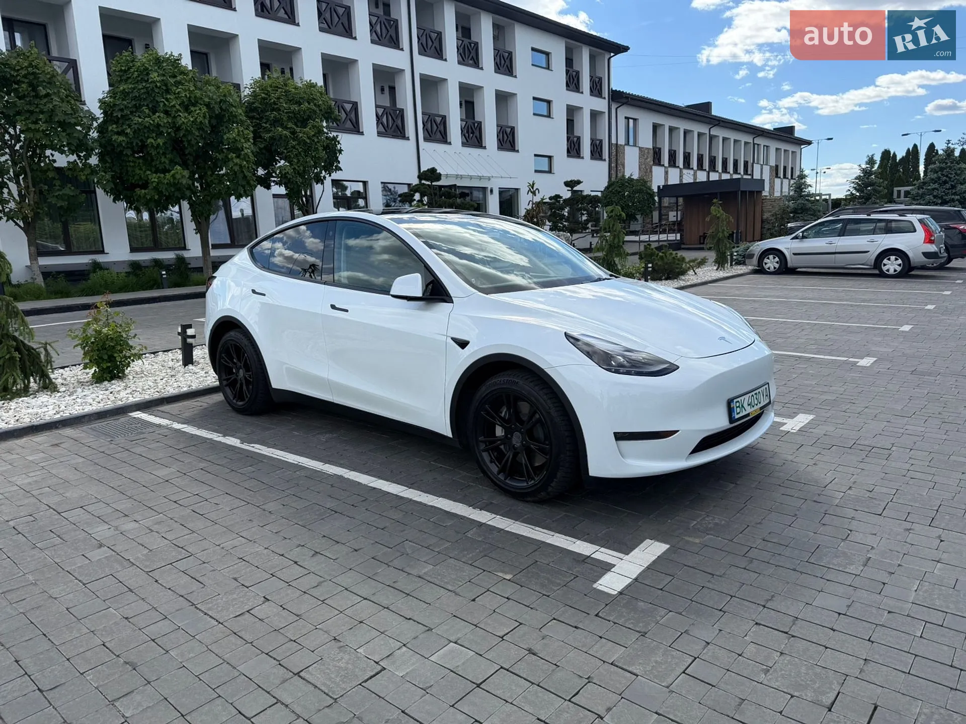 2023 Tesla Model Y - мініатюра 12
