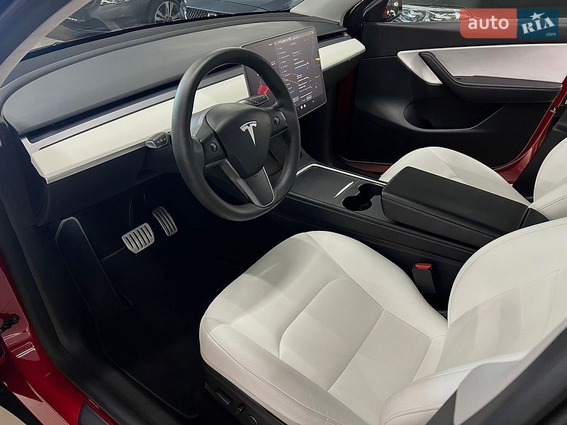 Внедорожник / Кроссовер Tesla Model Y 2022 в Николаеве