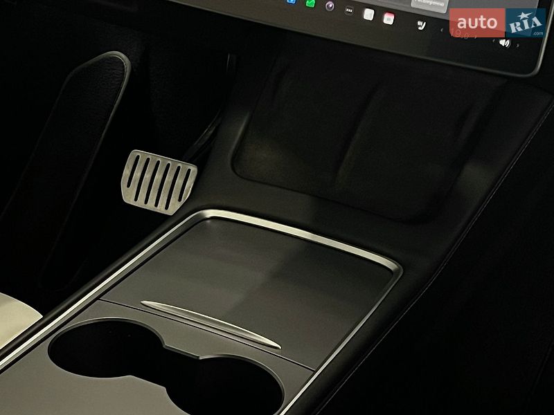 Внедорожник / Кроссовер Tesla Model Y 2022 в Николаеве