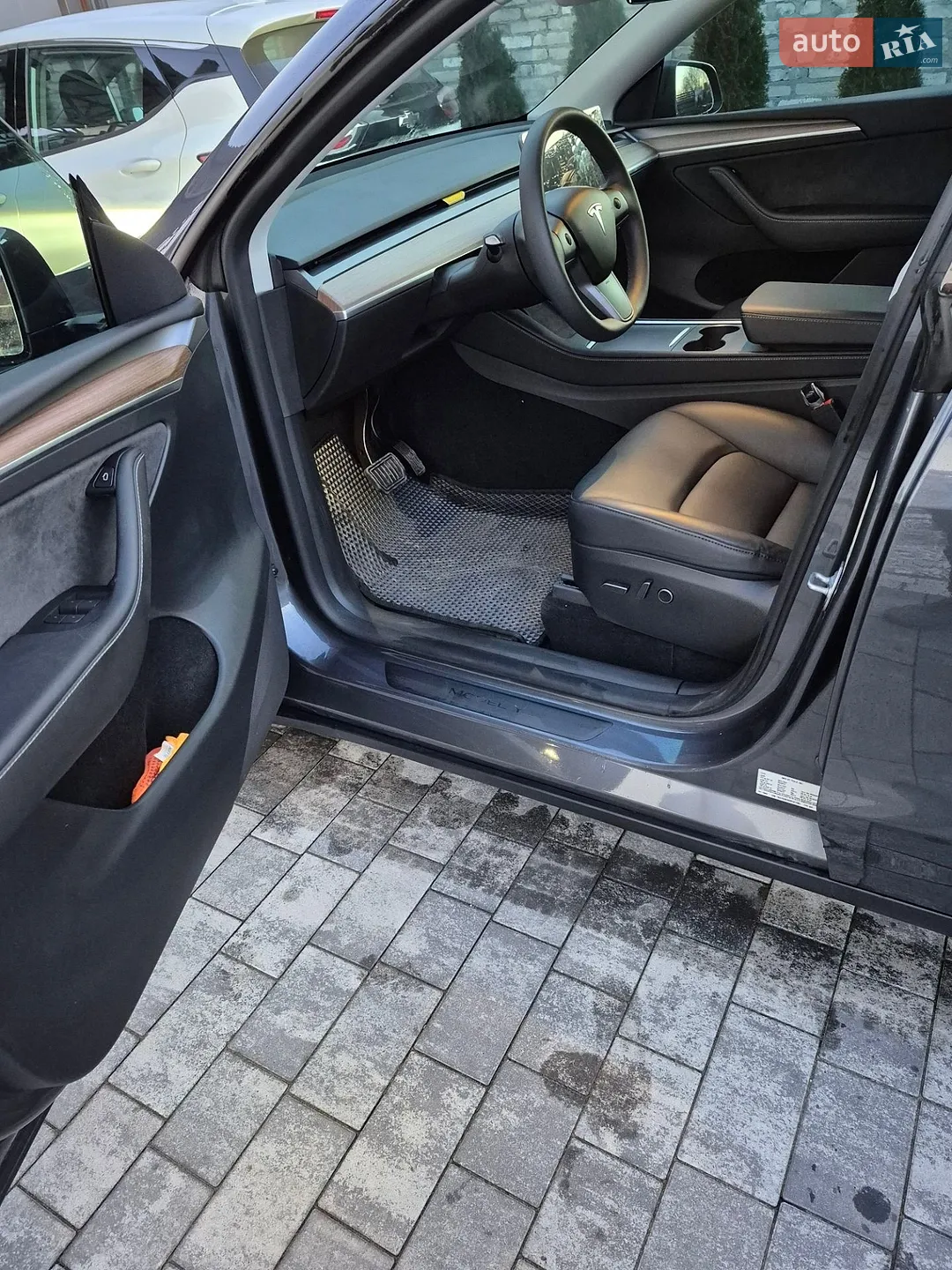 2023 Tesla Model Y - мініатюра 12