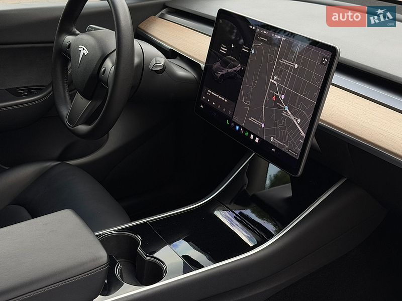 Внедорожник / Кроссовер Tesla Model Y 2021 в Днепре