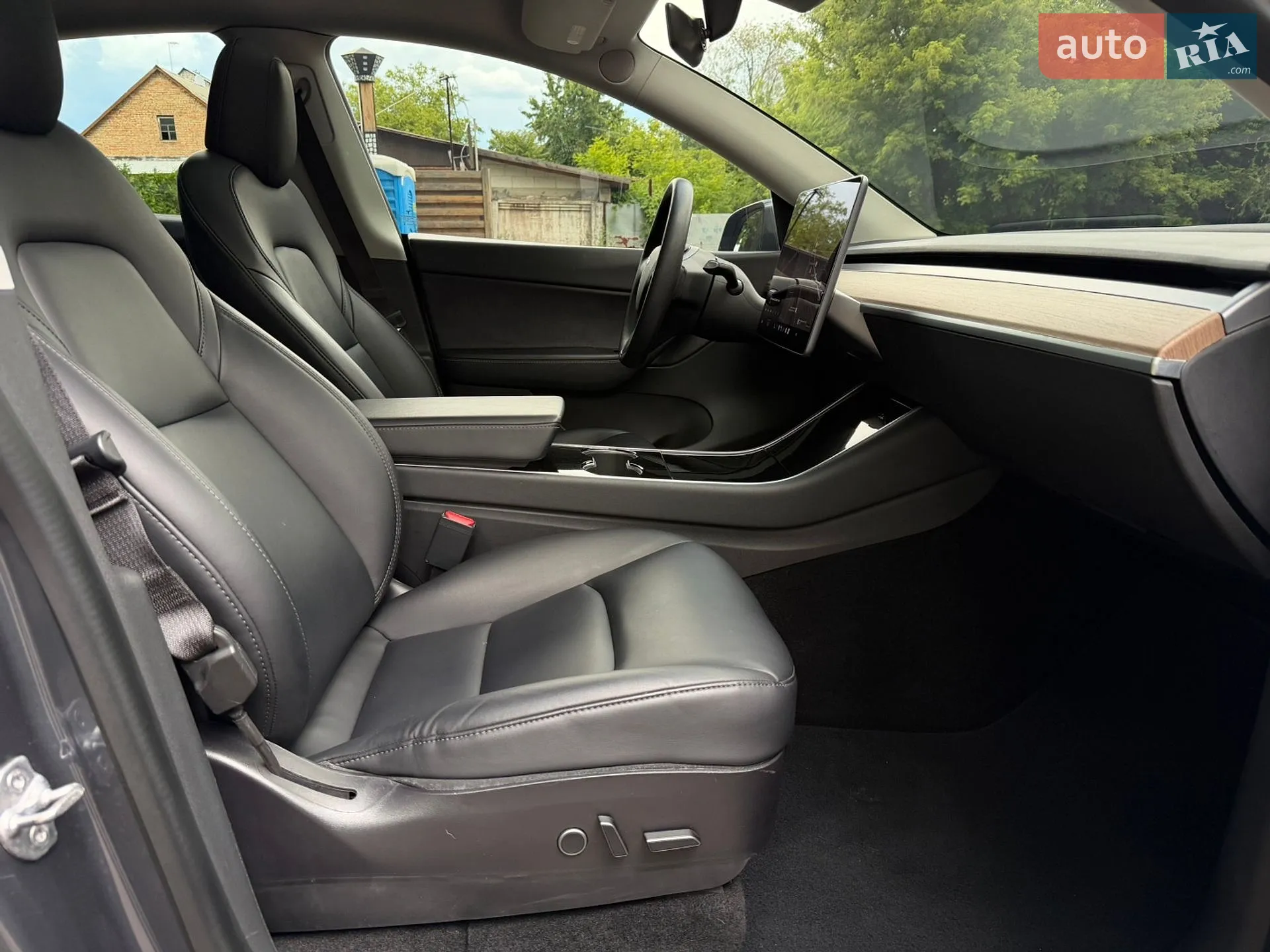 2021 Tesla Model Y - мініатюра 23