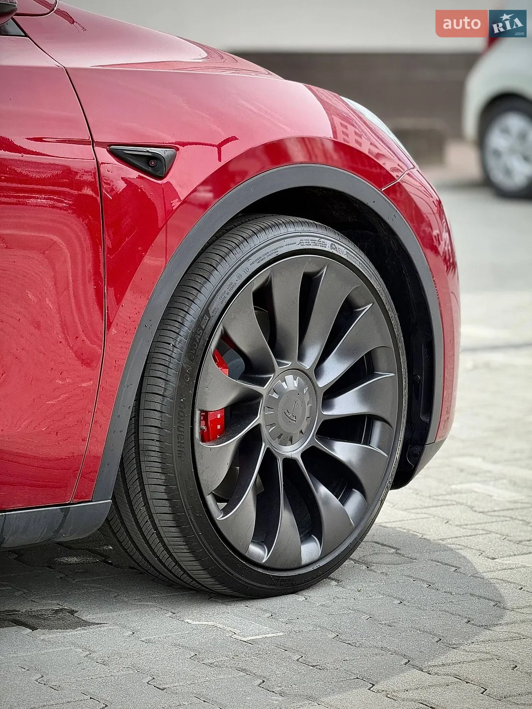 2024 Tesla Model Y - мініатюра 8