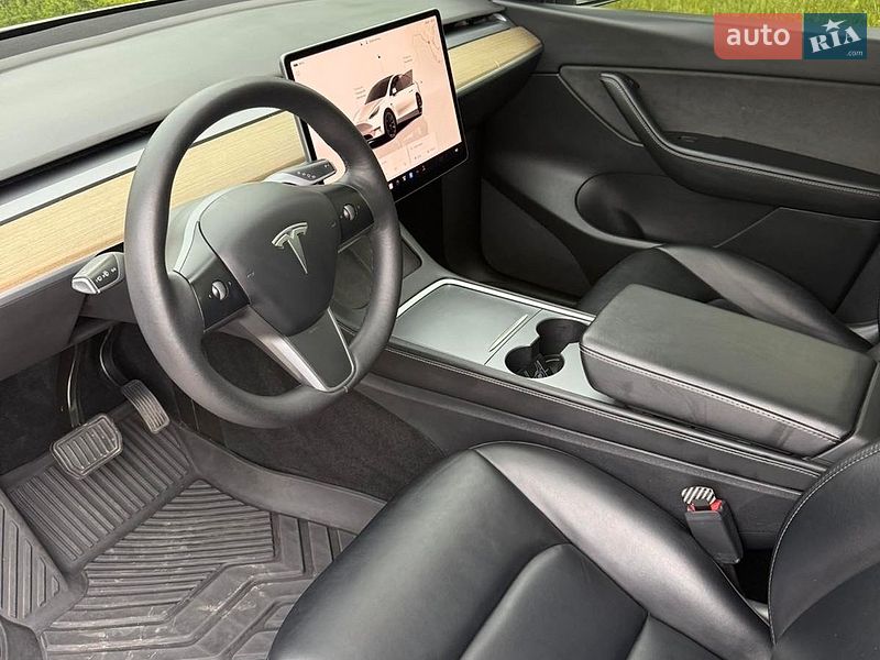Позашляховик / Кросовер Tesla Model Y 2022 в Умані фото 8 Позашляховик / Кросовер Tesla Model Y 2022 в Умані