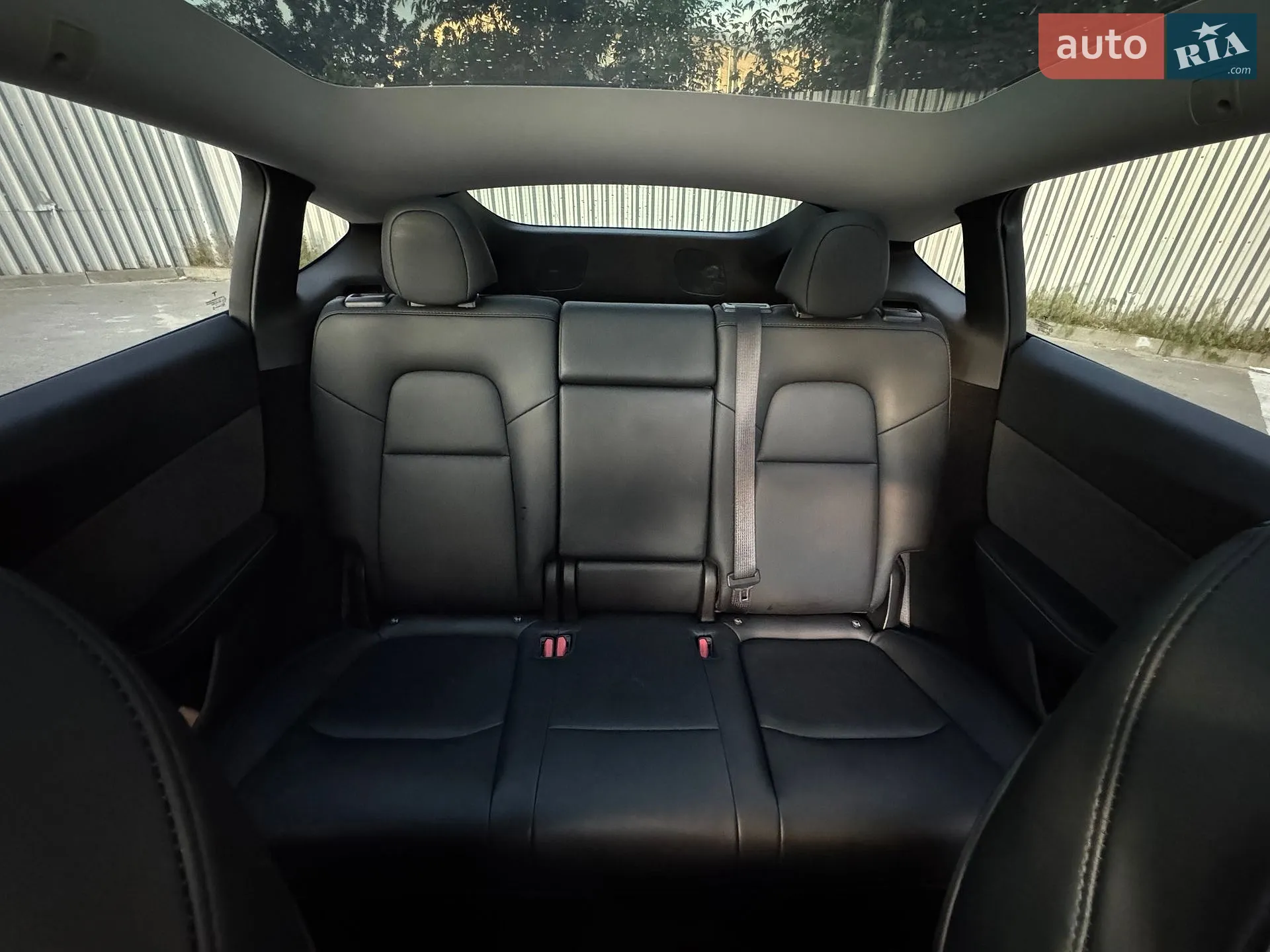 2023 Tesla Model Y - мініатюра 25