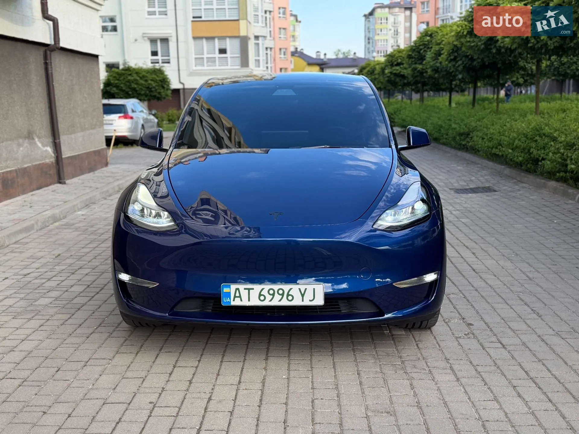 2024 Tesla Model Y - мініатюра 2