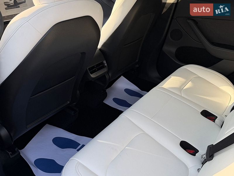 Внедорожник / Кроссовер Tesla Model Y 2022 в Самборе