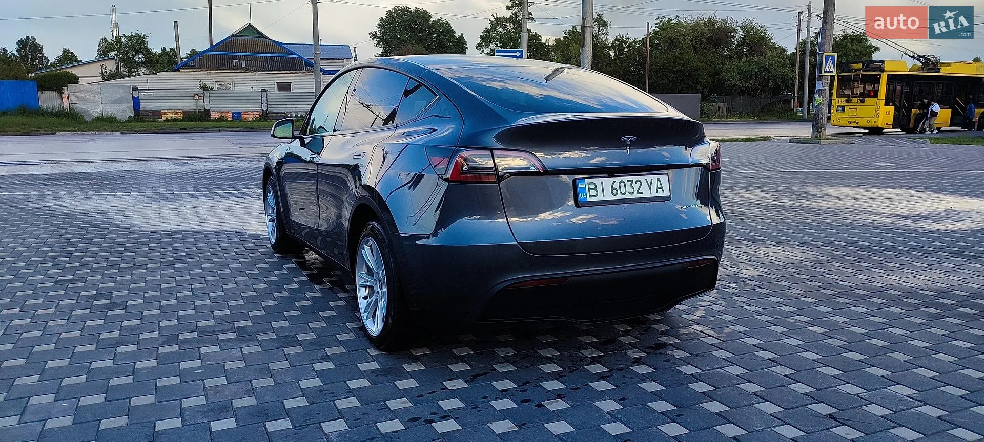 2023 Tesla Model Y - мініатюра 17