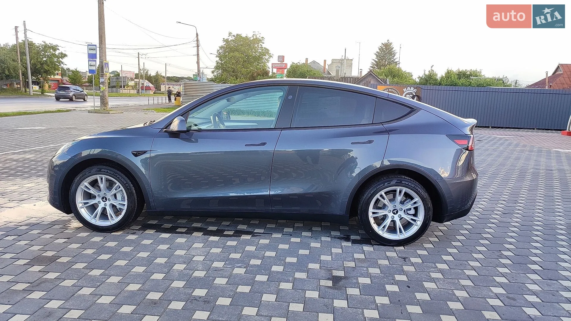 2023 Tesla Model Y - мініатюра 35