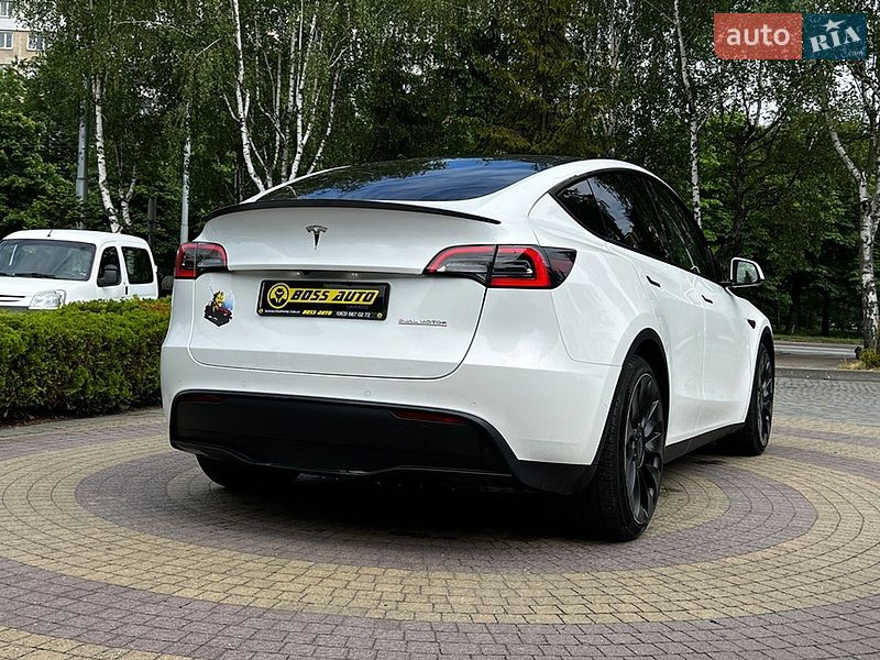 Внедорожник / Кроссовер Tesla Model Y 2022 в Львове