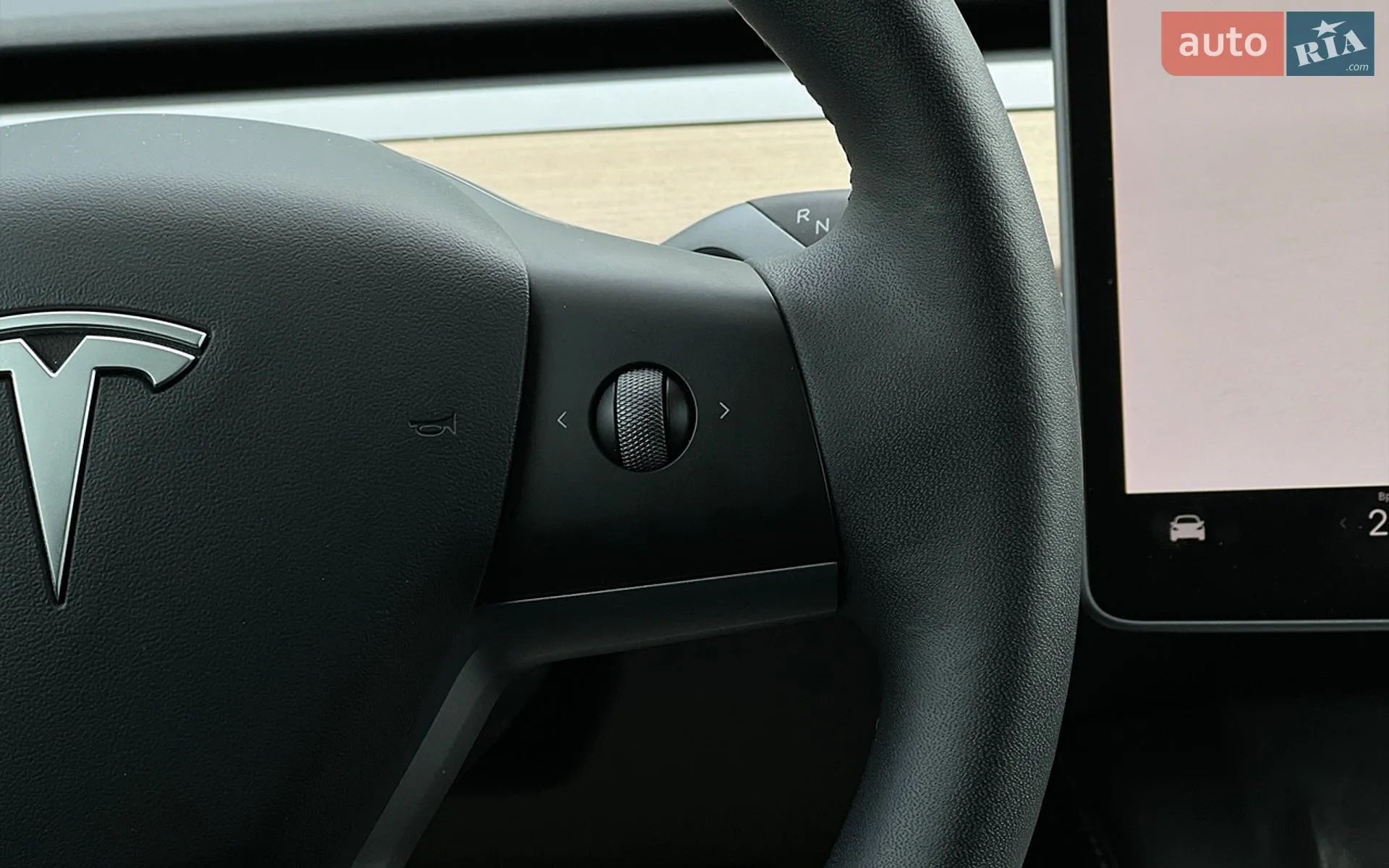 2022 Tesla Model Y - мініатюра 12