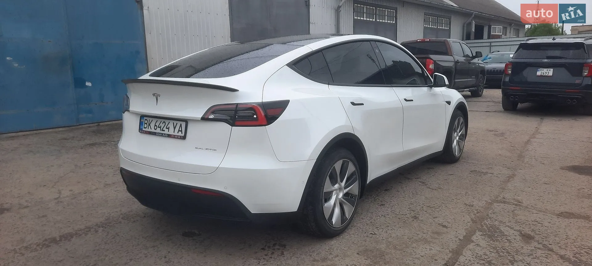 2020 Tesla Model Y - мініатюра 8