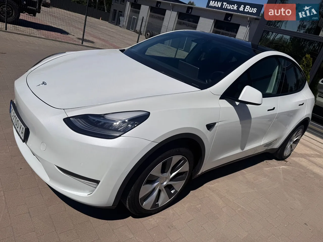 2022 Tesla Model Y - мініатюра 28