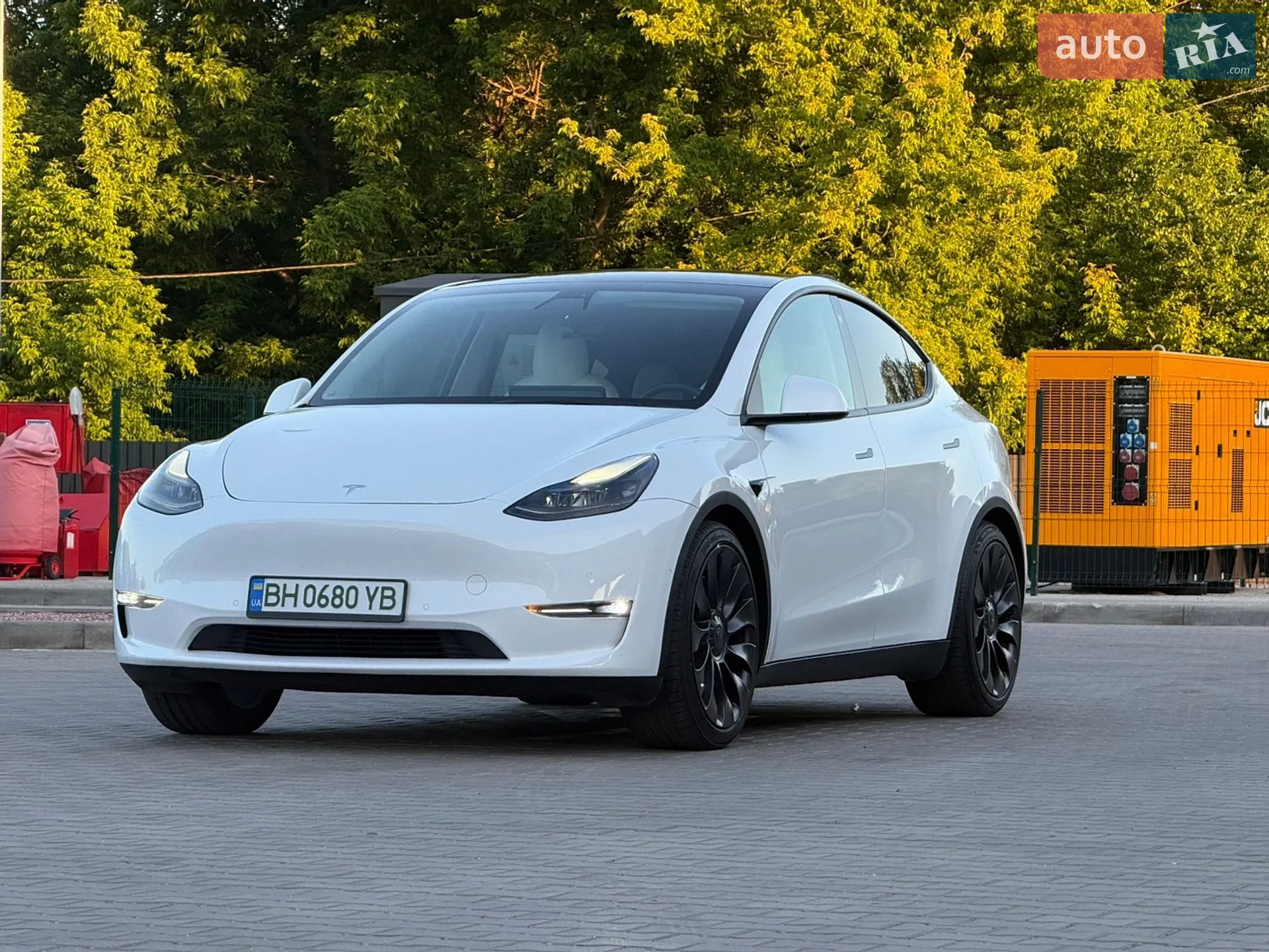 2021 Tesla Model Y - мініатюра 2