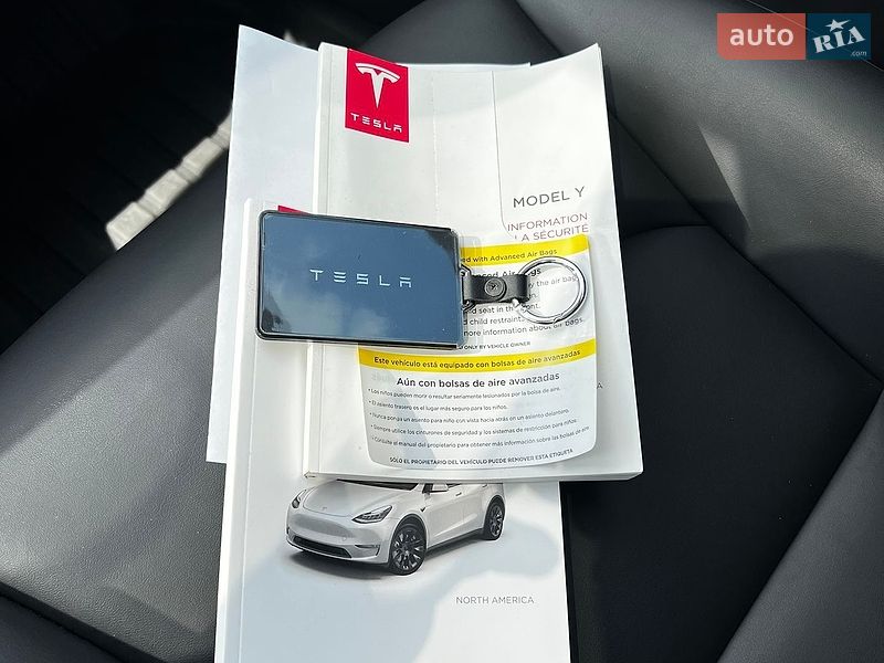 Позашляховик / Кросовер Tesla Model Y 2023 в Дніпрі фото 11 Позашляховик / Кросовер Tesla Model Y 2023 в Дніпрі