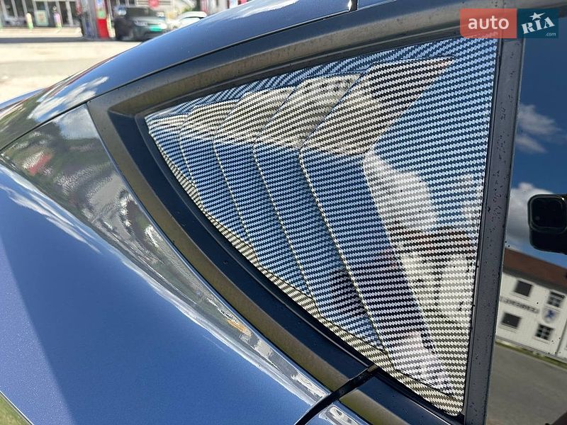 Внедорожник / Кроссовер Tesla Model Y 2023 в Киеве