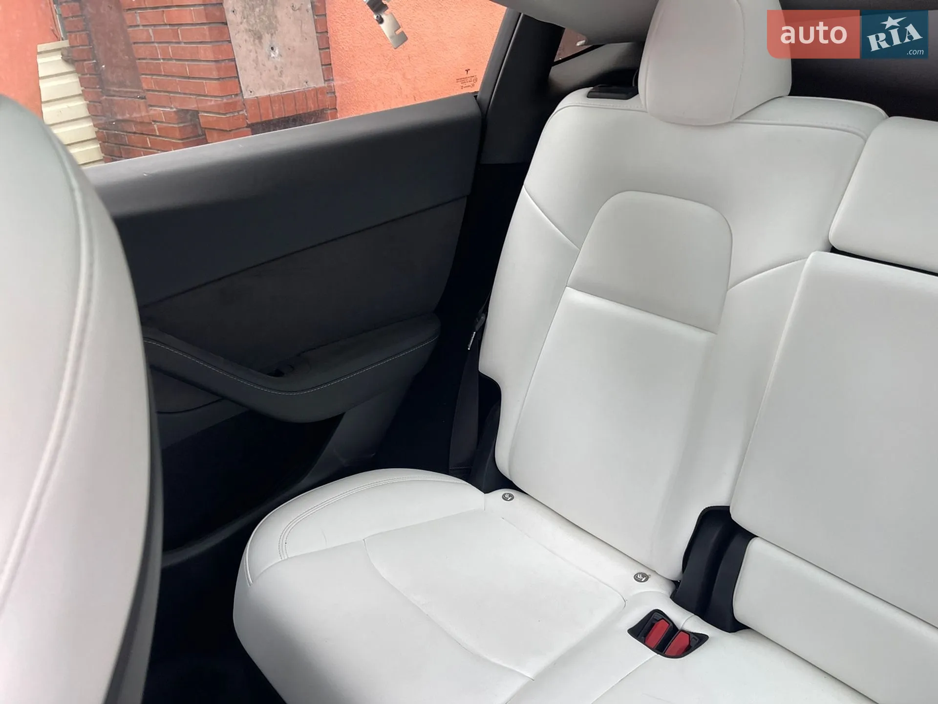 2024 Tesla Model Y - мініатюра 12