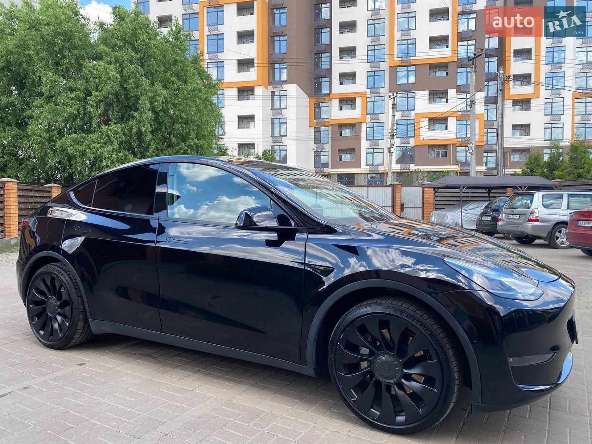 2020 Tesla Model Y - мініатюра 8