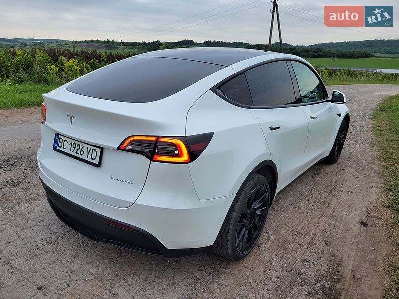 Позашляховик / Кросовер Tesla Model Y 2020 в Львові фото 4 Позашляховик / Кросовер Tesla Model Y 2020 в Львові