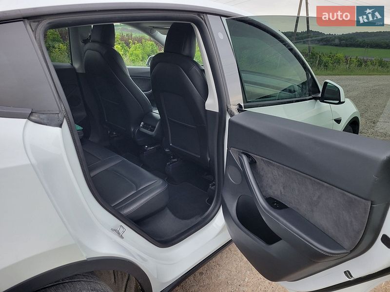 Позашляховик / Кросовер Tesla Model Y 2020 в Львові фото 12 Позашляховик / Кросовер Tesla Model Y 2020 в Львові