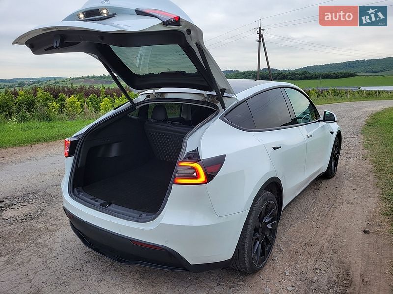 Позашляховик / Кросовер Tesla Model Y 2020 в Львові фото 19 Позашляховик / Кросовер Tesla Model Y 2020 в Львові