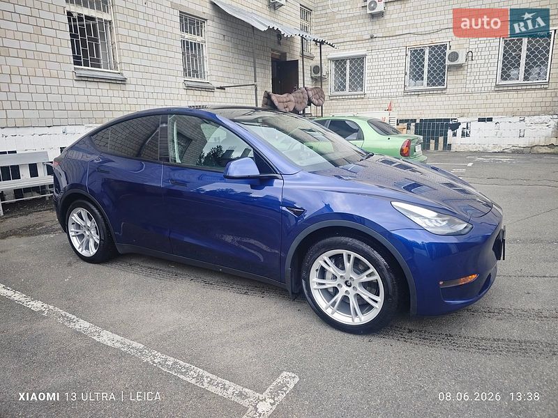 Позашляховик / Кросовер Tesla Model Y 2021 в Києві