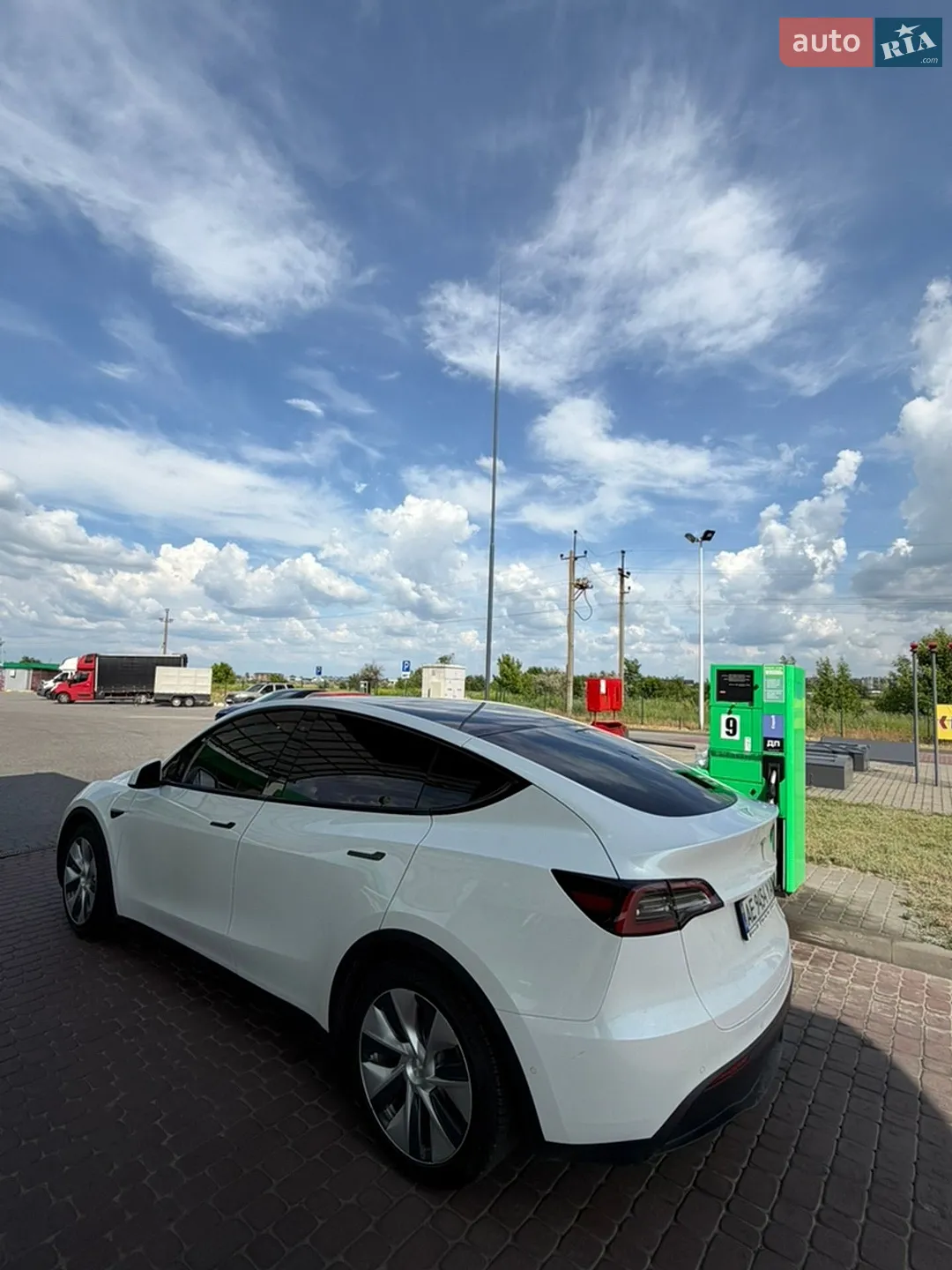 2021 Tesla Model Y - мініатюра 16