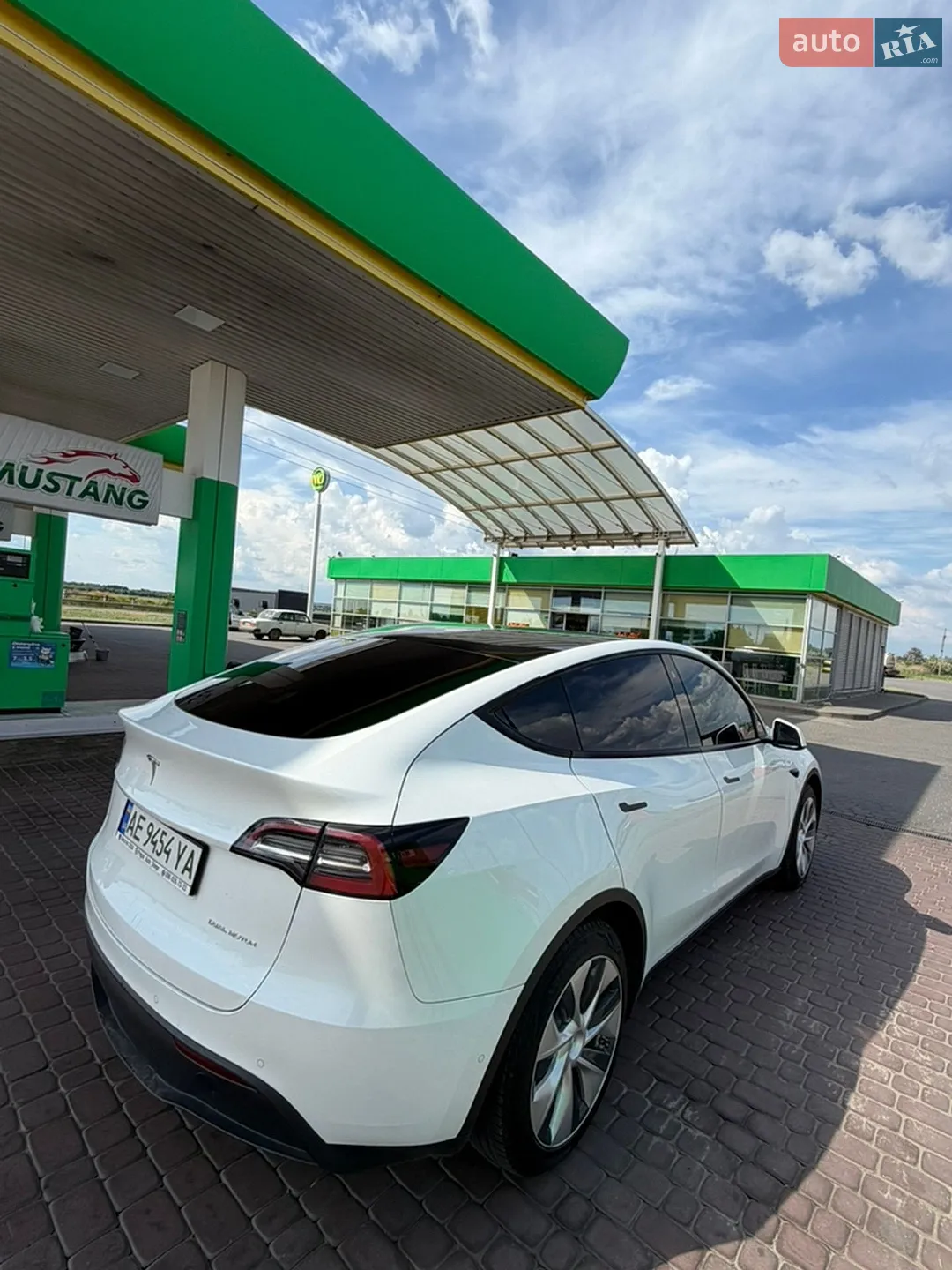 2021 Tesla Model Y - мініатюра 12