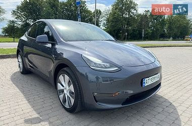 Позашляховик / Кросовер Tesla Model Y 2023 в Івано-Франківську
