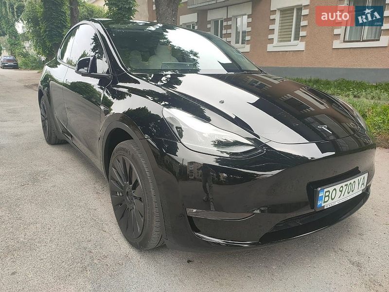 Позашляховик / Кросовер Tesla Model Y 2024 в Тернополі